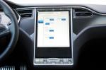 Tesla Model S 2012 года